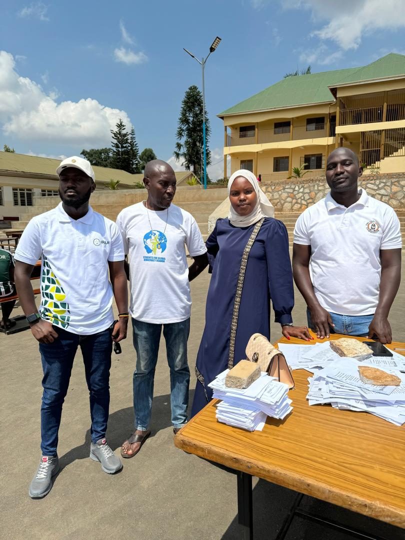 Our volunteer team